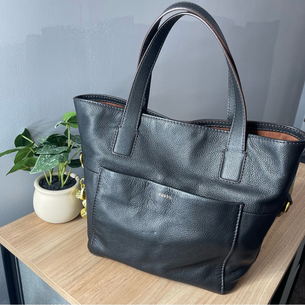 Fossil Black Pebbled Leather Tote Bag